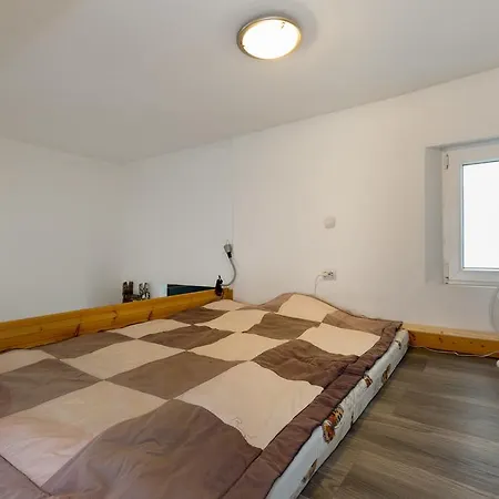 Piano Premier Place Apartment Budapest